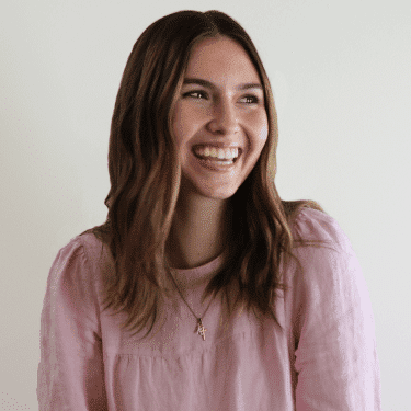 Kayley headshot