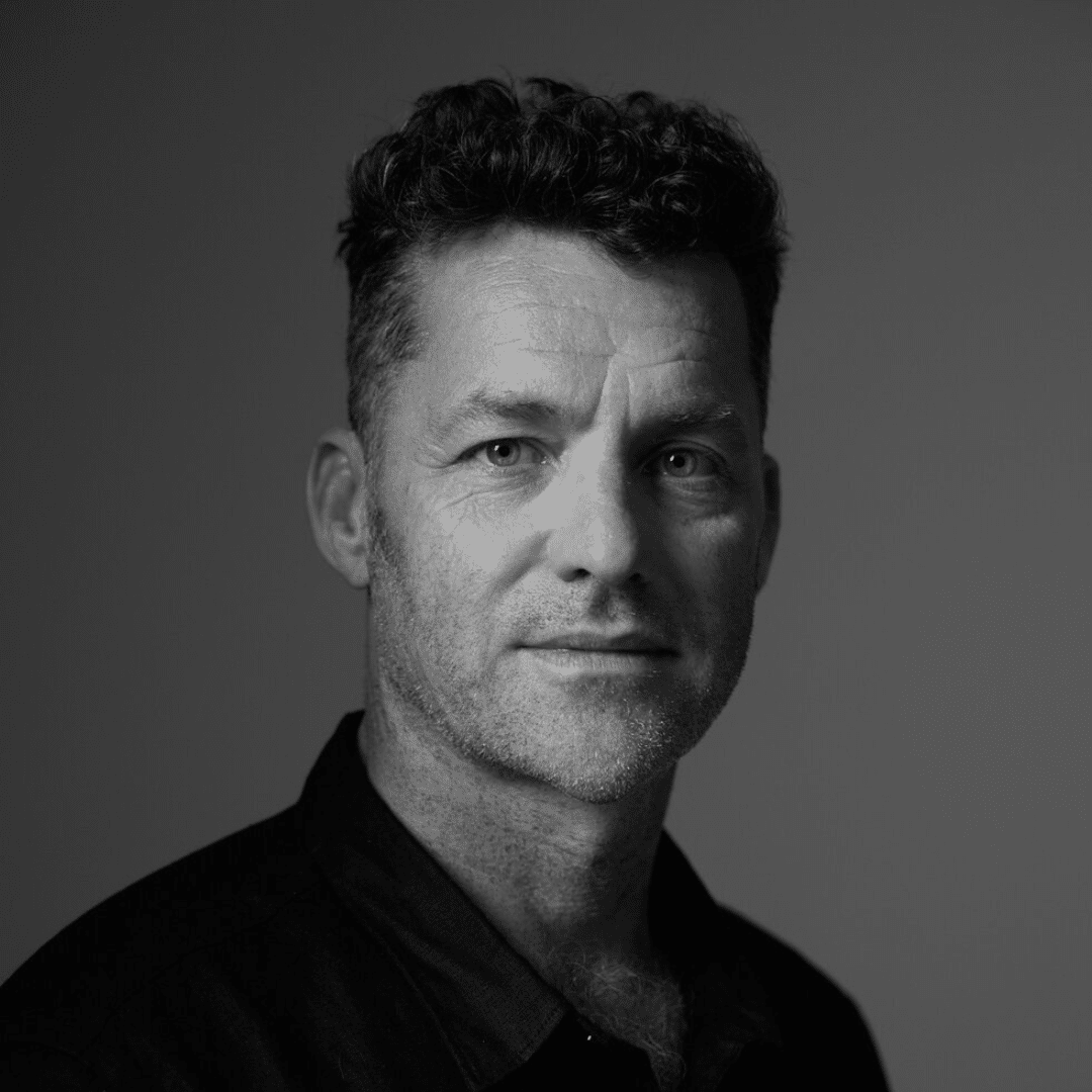Simon Lee Headshot
